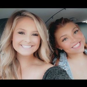 Meet your Posher, Leah